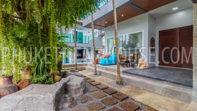 RAW22886: Exclusive 10-Bedroom Seaview Villa in Rawai, Phuket. Photo #44