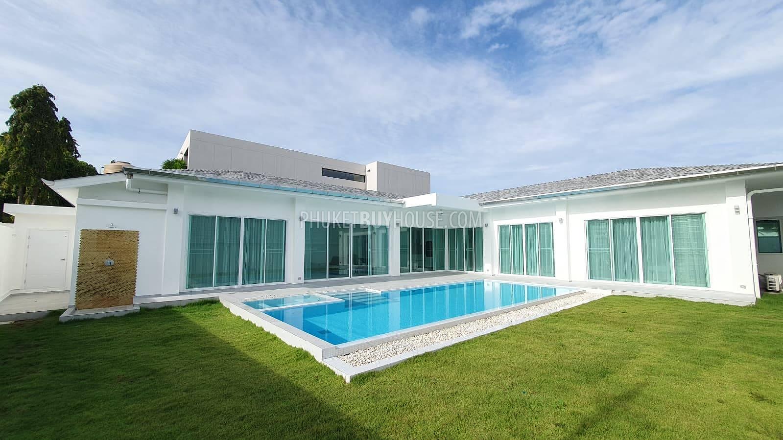 Вилла 3 спальни 330 м² Равай, Таиланд