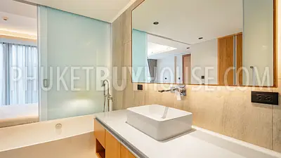 PAT22895: Sea View Penthouse with Private Rooftop Terrace Near Patong. Fotoğraf #31