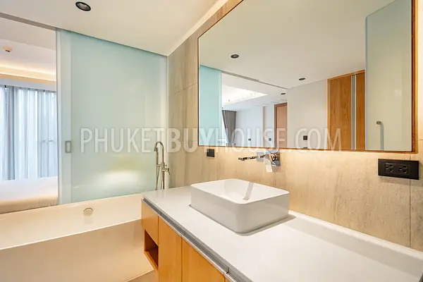 PAT22895: Sea View Penthouse with Private Rooftop Terrace Near Patong. 照片 #31