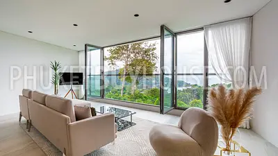 PAT22895: Sea View Penthouse with Private Rooftop Terrace Near Patong. Fotoğraf #12