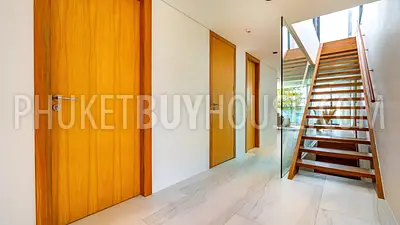 PAT22895: Sea View Penthouse with Private Rooftop Terrace Near Patong. Fotoğraf #20