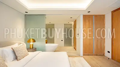 PAT22895: Sea View Penthouse with Private Rooftop Terrace Near Patong. Fotoğraf #14