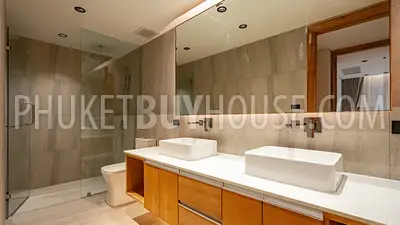 PAT22895: Sea View Penthouse with Private Rooftop Terrace Near Patong. Fotoğraf #17