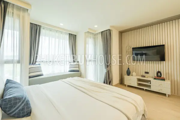 BAN7052: Luxury 2-Bedroom Duplex in Bang Tao. Photo #14