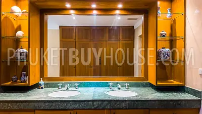 LAG22897: Spacious 3-Bedroom Lake Area Townhouse with Large Pool, Garden, and Private Parking. 照片 #26