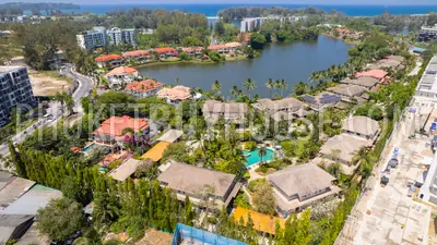 LAG22897: Spacious 3-Bedroom Lake Area Townhouse with Large Pool, Garden, and Private Parking. 照片 #46