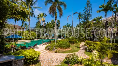 LAG22897: Spacious 3-Bedroom Lake Area Townhouse with Large Pool, Garden, and Private Parking. 照片 #45