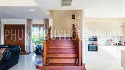LAG6874: 4-Bedroom Balinese-Style Villa with Private Pool Near Bang Tao Beach, Laguna. Photo #8