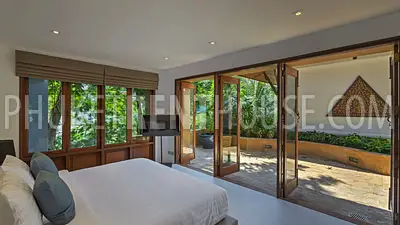 KAT8422: An Ocean Front Luxury 8 Bedroom Villa in 5 minute walk to Kata Beach. Photo #7