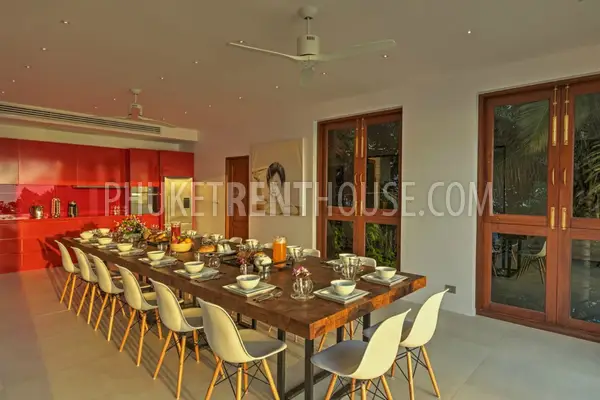 KAT8422: An Ocean Front Luxury 8 Bedroom Villa in 5 minute walk to Kata Beach. Photo #9