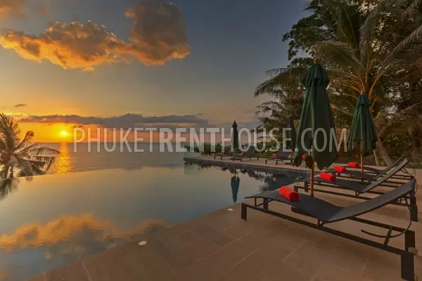KAT8422: An Ocean Front Luxury 8 Bedroom Villa in 5 minute walk to Kata Beach. Photo #29