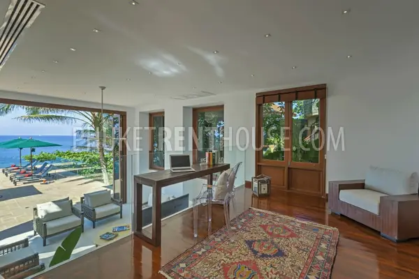 KAT8422: An Ocean Front Luxury 8 Bedroom Villa in 5 minute walk to Kata Beach. Photo #32