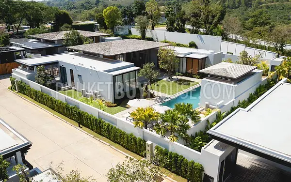 LAY22774: Newly Completed 5-Bedroom Layan Villa With Expansive Garden and 18-Meter Pool. Fotoğraf #2