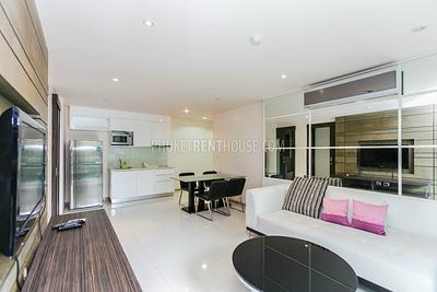PAT8493: 1 Bedroom Seaview & Mountain View Apartment in Patong. Photo #8