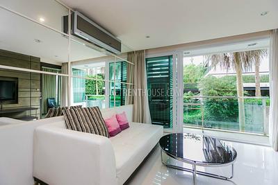 PAT8493: 1 Bedroom Seaview & Mountain View Apartment in Patong. Photo #14