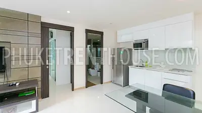 PAT8493: 1 Bedroom Seaview & Mountain View Apartment in Patong. Photo #15
