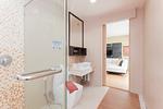 PAT8494: Two Bedroom Apartment with Jacuzzi in Patong. Thumbnail #8