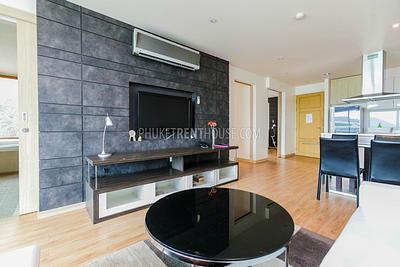 PAT8494: Two Bedroom Apartment with Jacuzzi in Patong. Photo #15