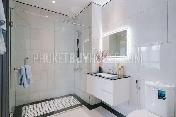 BAN21868: Two Bedroom Condominium Close To Bang Tao Beach. Photo #14