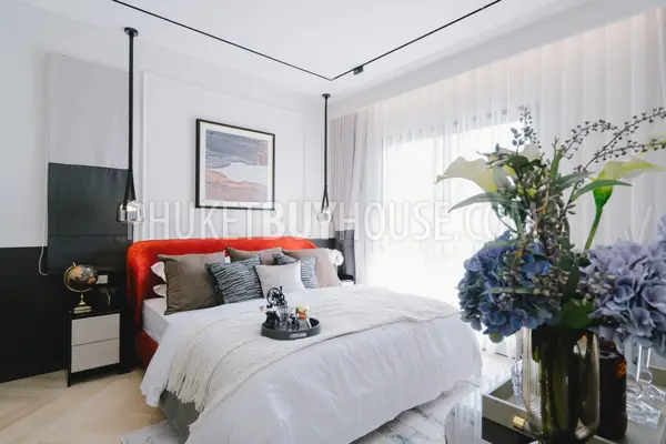 BAN21868: Two Bedroom Condominium Close To Bang Tao Beach. Photo #6
