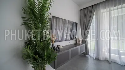 LAG22782: Spacious 2-Bedroom Apartment Surrounded by Tropical Gardens Near Bang Tao Beach. Photo #49