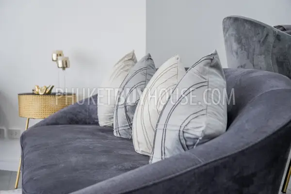 LAG22782: Spacious 2-Bedroom Apartment Surrounded by Tropical Gardens Near Bang Tao Beach. Photo #13