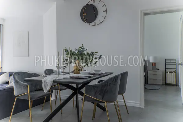 LAG22782: Spacious 2-Bedroom Apartment Surrounded by Tropical Gardens Near Bang Tao Beach. Photo #16