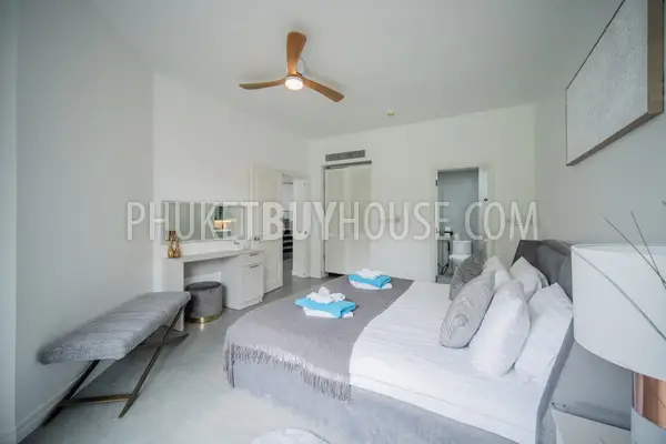 LAG22782: Spacious 2-Bedroom Apartment Surrounded by Tropical Gardens Near Bang Tao Beach. Photo #15