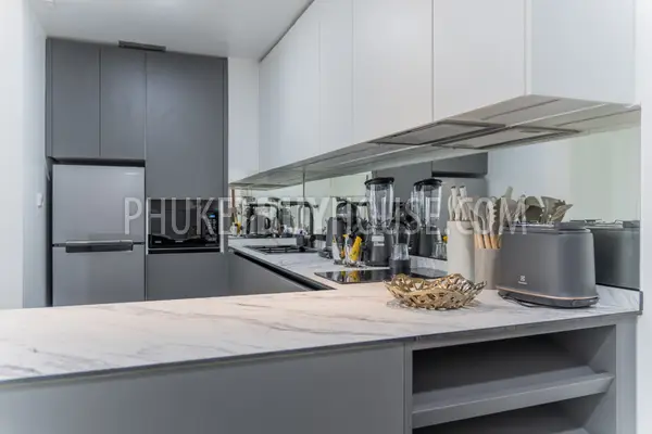 LAG22782: Spacious 2-Bedroom Apartment Surrounded by Tropical Gardens Near Bang Tao Beach. Photo #10