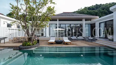KAT22627: Elegant Double Master Bedroom Villa with Expansive Indoor-Outdoor Living in Kata. Fotoğraf #1