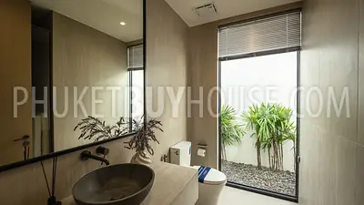 KAT22627: Elegant Double Master Bedroom Villa with Expansive Indoor-Outdoor Living in Kata. Fotoğraf #20
