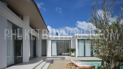 KAT22627: Elegant Double Master Bedroom Villa with Expansive Indoor-Outdoor Living in Kata. Fotoğraf #24