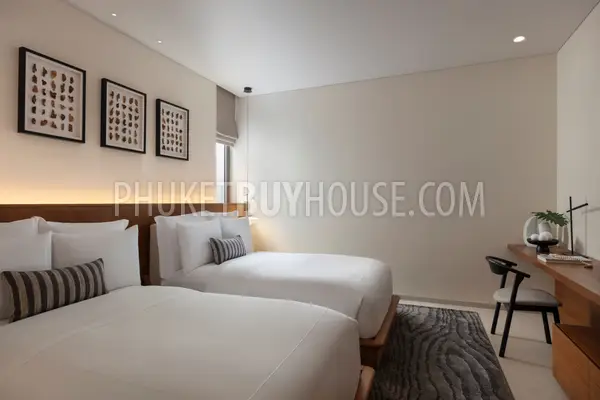 LAY22471: Elegant 3-Bedroom Condominium with Expansive Living Space. Photo #9