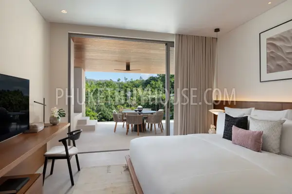 LAY22471: Elegant 3-Bedroom Condominium with Expansive Living Space. Photo #7