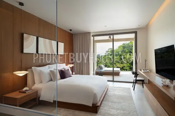 LAY22471: Elegant 3-Bedroom Condominium with Expansive Living Space. Photo #10
