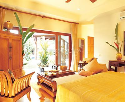 BAN10115: 8 Bedrooms Luxury Villa next to Bang Tao beach with full service. Photo #12