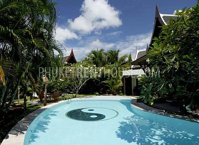 BAN10115: 8 Bedrooms Luxury Villa next to Bang Tao beach with full service. Photo #15