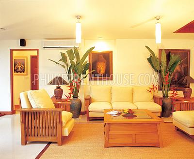 BAN10115: 8 Bedrooms Luxury Villa next to Bang Tao beach with full service. Photo #8