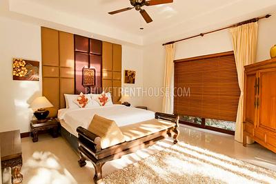 BAN10115: 8 Bedrooms Luxury Villa next to Bang Tao beach with full service. Photo #28