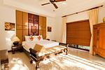 BAN10115: 8 Bedrooms Luxury Villa next to Bang Tao beach with full service. Thumbnail #28