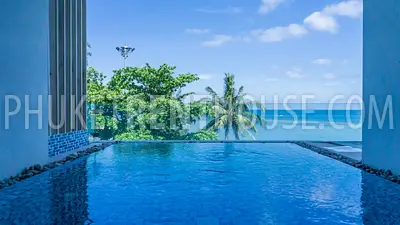 BAN10141: Luxury 2 Bedroom Penthouse right on BangTao Beach. Fotoğraf #4