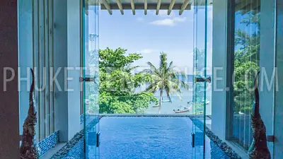 BAN10141: Luxury 2 Bedroom Penthouse right on BangTao Beach. Fotoğraf #2