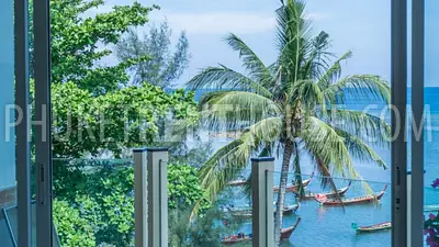 BAN10141: Luxury 2 Bedroom Penthouse right on BangTao Beach. Fotoğraf #15