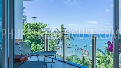 BAN10141: Luxury 2 Bedroom Penthouse right on BangTao Beach. Fotoğraf #17