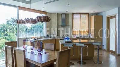 BAN10141: Luxury 2 Bedroom Penthouse right on BangTao Beach. Fotoğraf #21