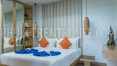 BAN10141: Luxury 2 Bedroom Penthouse right on BangTao Beach. Fotoğraf #36