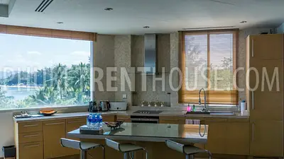 BAN10141: Luxury 2 Bedroom Penthouse right on BangTao Beach. Fotoğraf #30