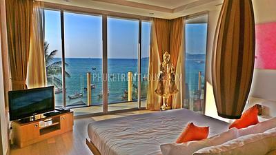 BAN10141: Luxury 2 Bedroom Penthouse right on BangTao Beach. Photo #56