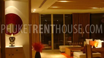 BAN10141: Luxury 2 Bedroom Penthouse right on BangTao Beach. Fotoğraf #67